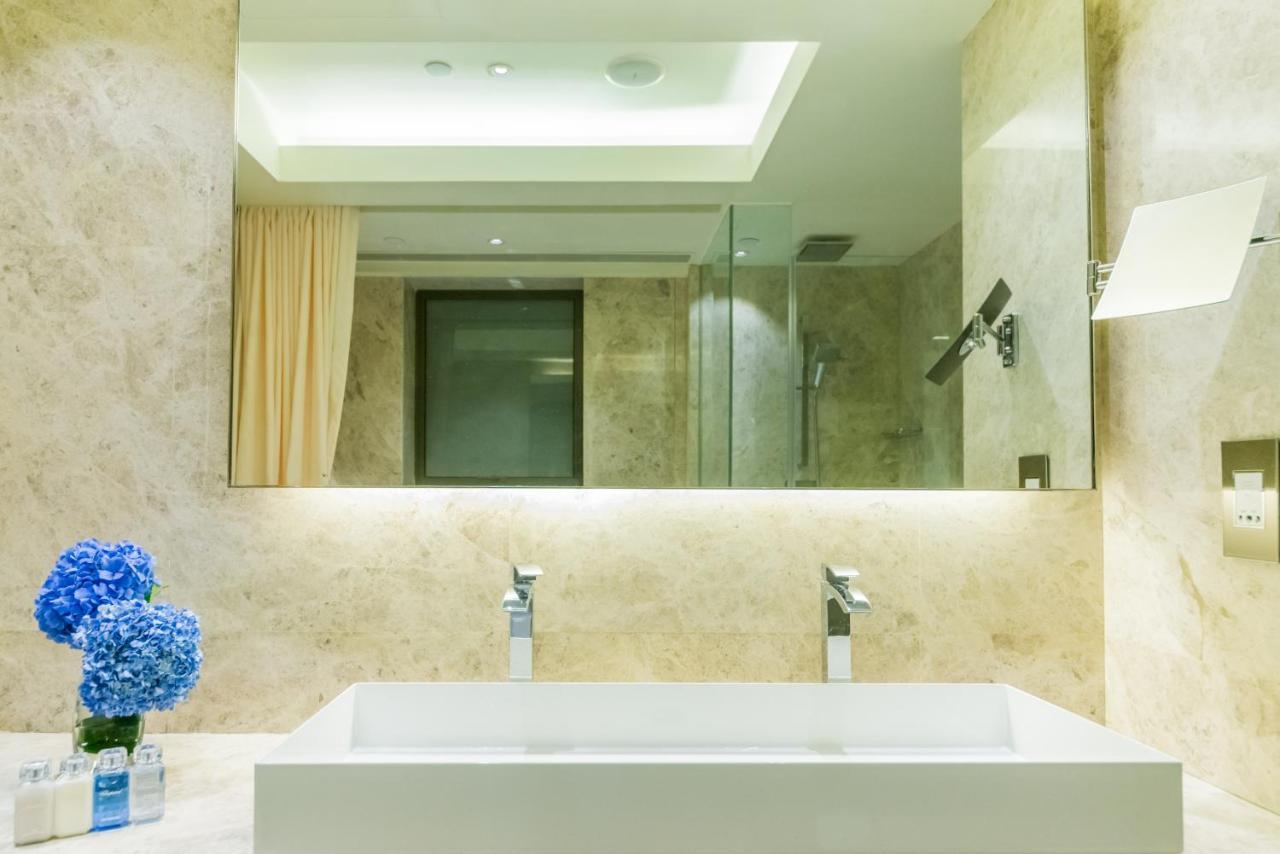 Hotel Pravo הונג קונג מראה חיצוני תמונה